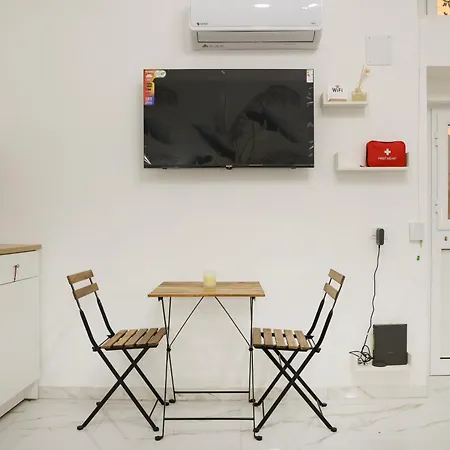 La Maison Di Mery Center Νάπολη